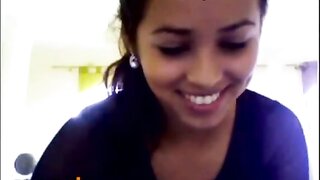 Omegle Cute Amateur Latina Teen Play On Cam