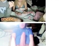 Omegle Worm 640 / Chat Fun