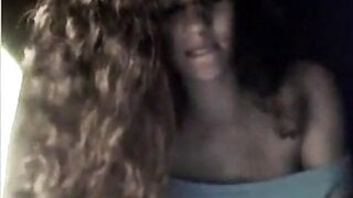 Omegle Worm 317 / White Mix