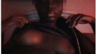Black Girl Flashes Titties On Omegle