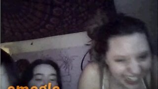 Omegle Teens Showing