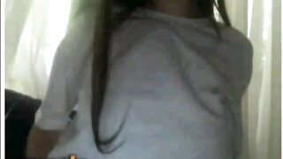 Sexy Brunette Webcam Fun
