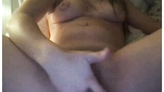 Sexy blonde chick completes the omegle game