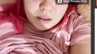 Omegle Horny Slut Fucks Pussy And Begs For My Cum