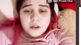 Omegle Horny Slut Fucks Pussy And Begs For My Cum