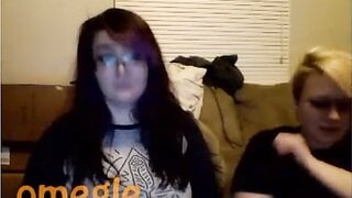 Omegle Worm 38 / Naughty Friends