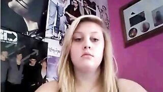 Cute Thicc White Teen Slut Shows Her Pink Slit
