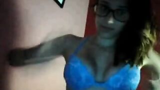 Nerd Amateur Teen Big Bobs Play On Cam New