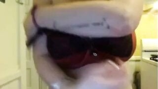 Omegle Worm 323 / White Mix