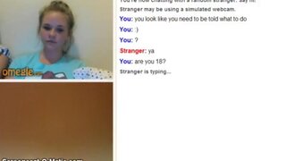 Omegle - 18 Year Old Showing Tits