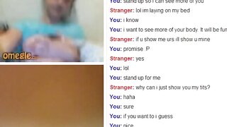 Omegle - 18 Year Old Showing Tits
