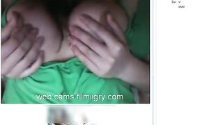 Jerking off on a big pussy