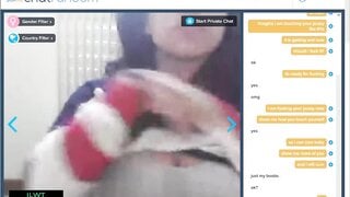 [Omegle/CR] Italian girl gets aroused by toypussy