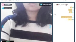 [Omegle/CR] Italian girl gets aroused by toypussy