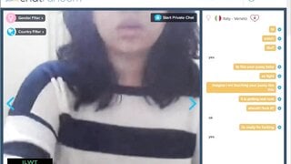 [Omegle/CR] Italian girl gets aroused by toypussy