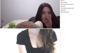 Omchater Omegle Spanish Lesbian Teasing