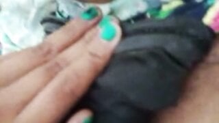 Pinay slut shows pussy