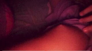 Pinay slut shows boobs