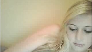 Omegle blonde showing big ghosties - 2016
