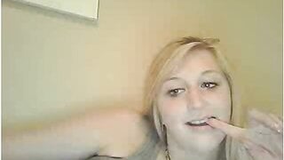 Omegle blonde showing big ghosties - 2016