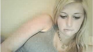 Omegle blonde showing big ghosties - 2016