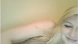 Omegle blonde showing big ghosties - 2016