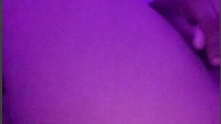 ebony girl show ass