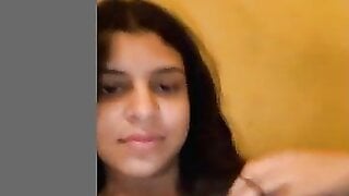 18 yo Brazilian Smoking Hot Body Plays For me
