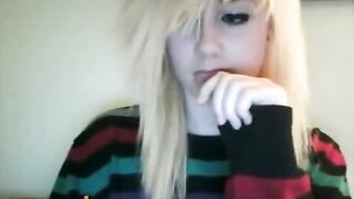 Hot Emo Plays Omegle Game