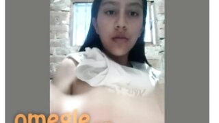 Omegle slut showing tits