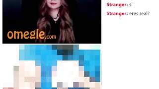 sexy slut show tits