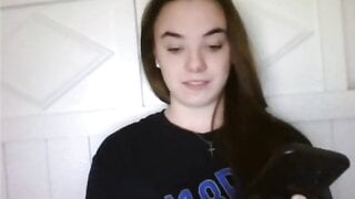 Omegle teen showing off her nudes