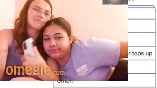 Kiss & Flash (2 FRESH 18 YEAR OLDS)