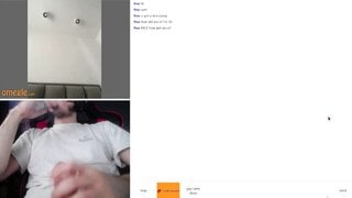 23 Year Old Has A Amazing Wet Pussy On Omegle