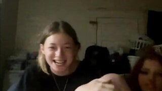 Monkey.app/omegle Girls Feet 1