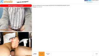 Girl slaps her pussy