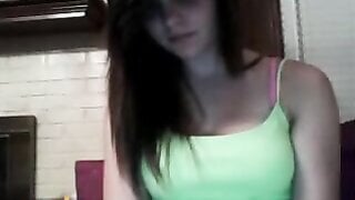 Cute Brunette on Omegle