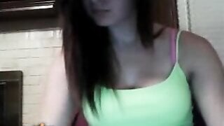 Cute Brunette on Omegle