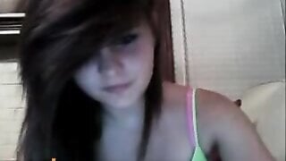 Cute Brunette on Omegle