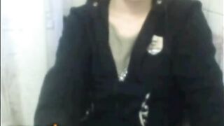 Young Skinny Omegle Girl Shows Her Tits