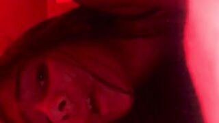 Hot Girl Fuck Herself