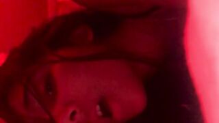 Hot Girl Fuck Herself