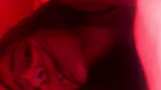 Hot Girl Fuck Herself