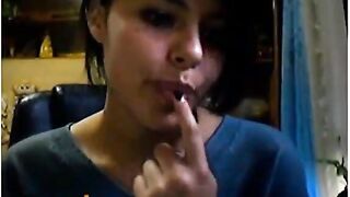 Super Pretty Short Hair Girl Show On Omegle