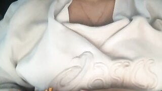 Hot UK Teen plays