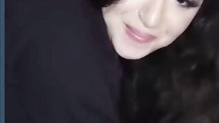 Beautiful Arab Girl Shows off Huge Ass