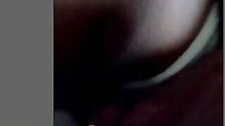 teen flash pussy