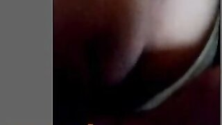 teen flash pussy