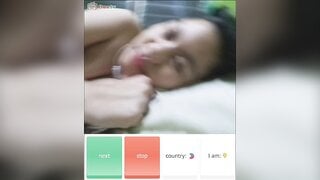 Filipina showing
