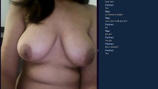 Omchater Flingster Horny Brunette Masturbates